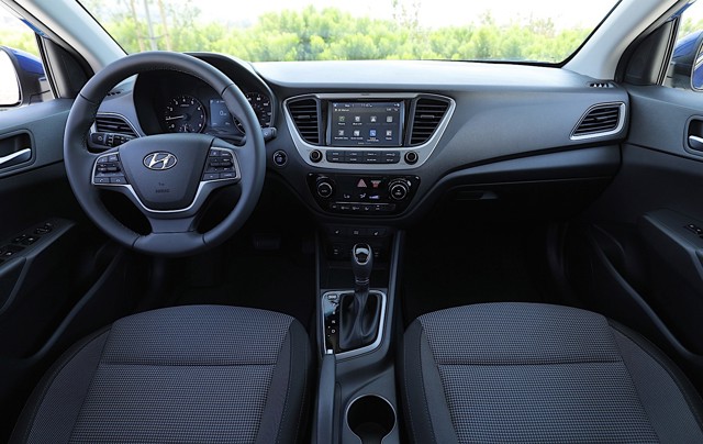 Hyundai Accent Sedan foto 53