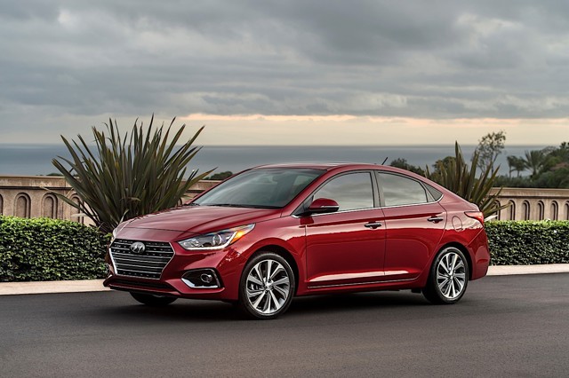 Hyundai Accent Sedan foto 1