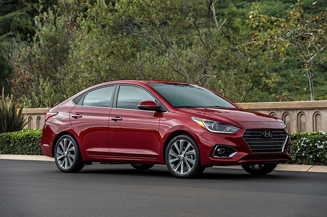 Hyundai Accent Sedan foto 4