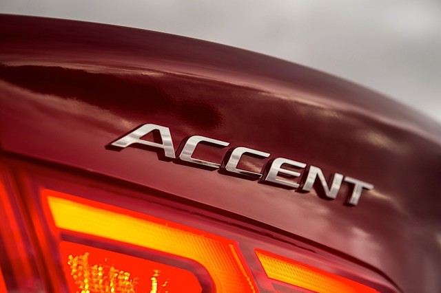 Hyundai Accent Sedan foto 12
