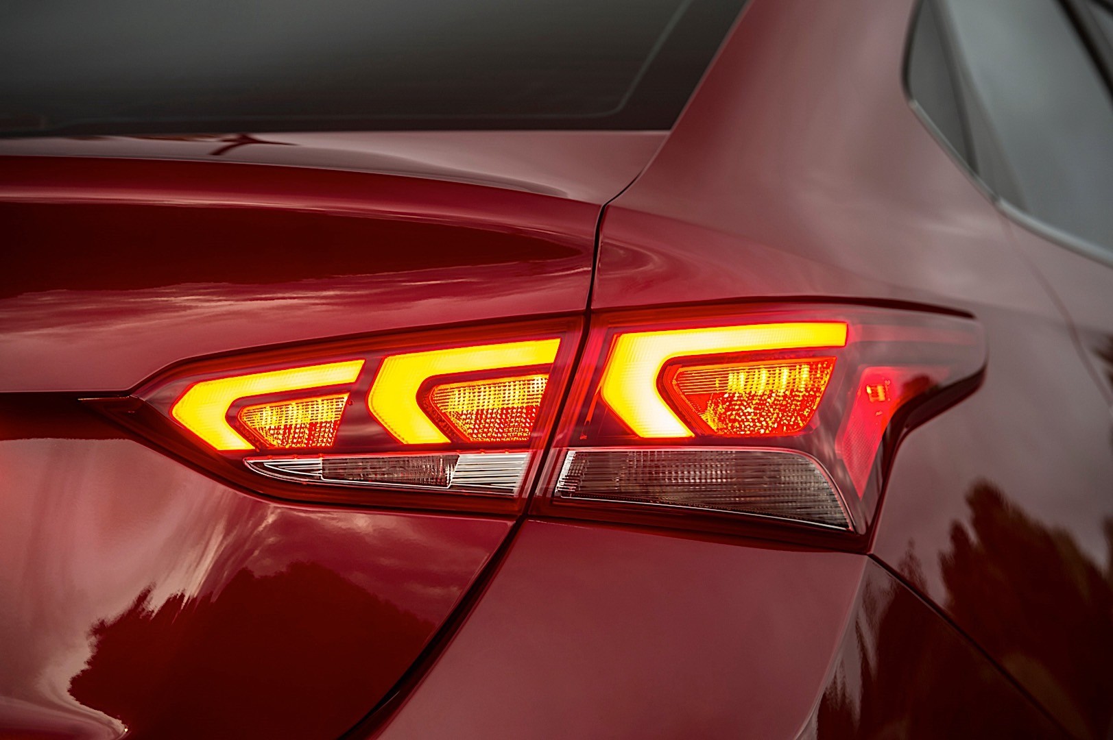 Hyundai Accent Sedan photo 14