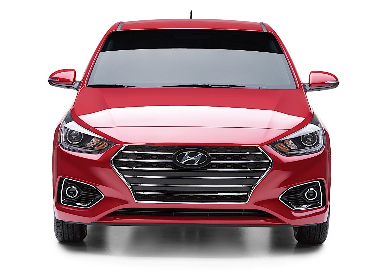 Hyundai Accent Sedan photo 17