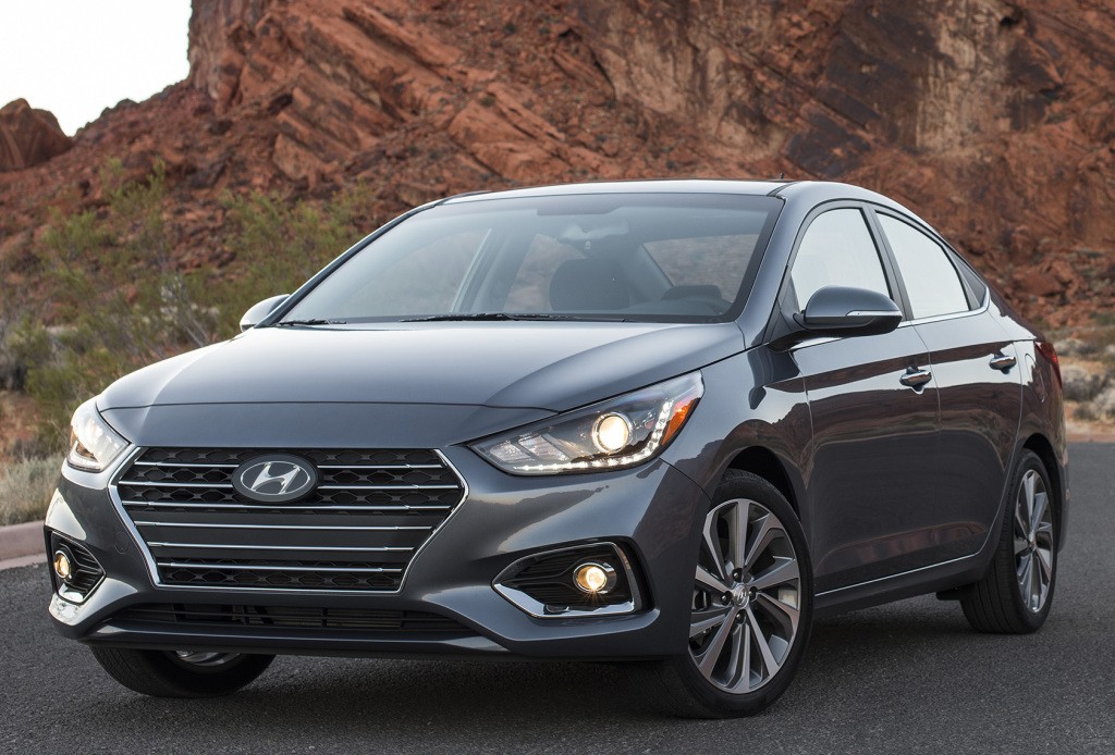 Hyundai Accent Sedan photo 26