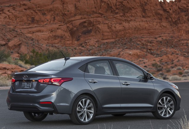 Hyundai Accent Sedan foto 28