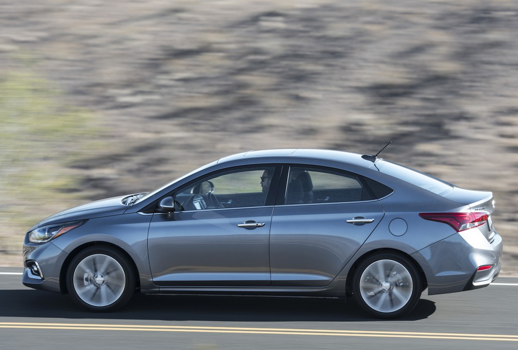 Hyundai Accent Sedan photo 29