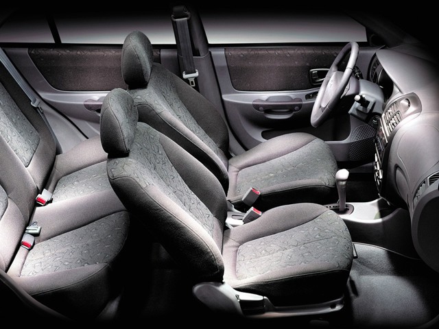 Hyundai Accent Sedan foto 11