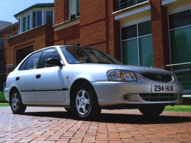 Hyundai Accent Sedan foto 8