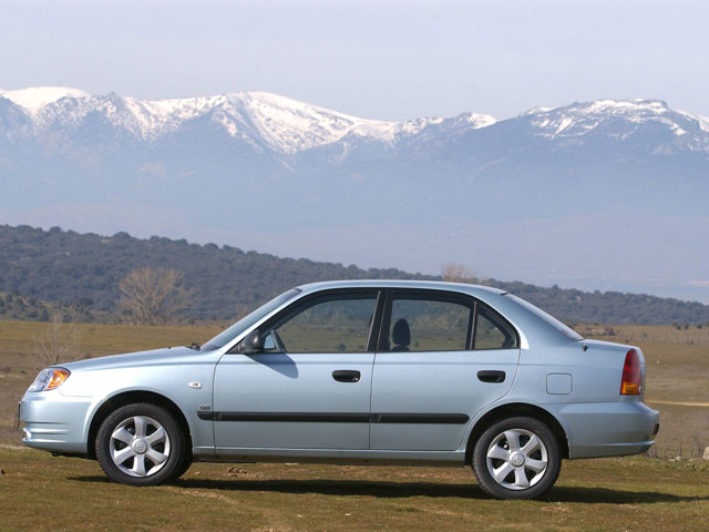 Hyundai Accent Sedan photo 7