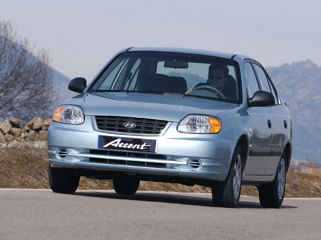 Hyundai Accent Sedan photo 8