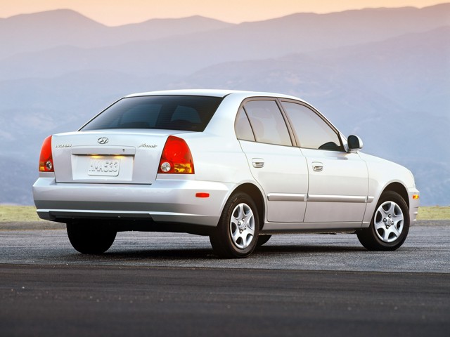 Hyundai Accent Sedan photo 4