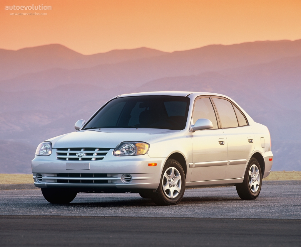 HYUNDAI Accent Sedan