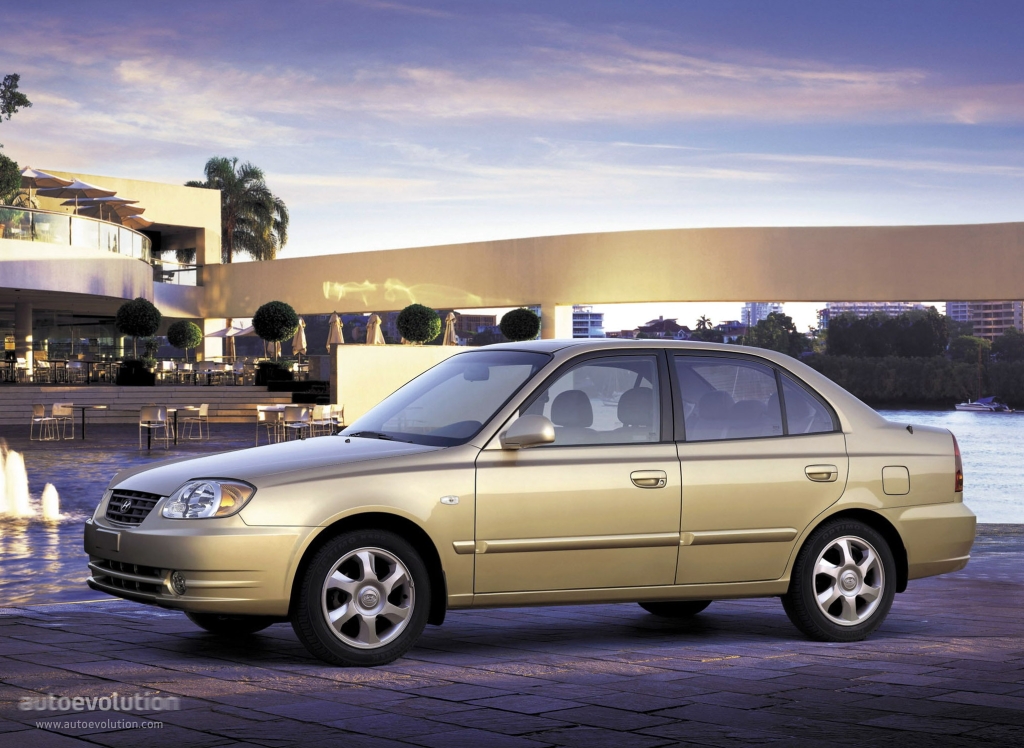 Hyundai Accent Sedan photo 2