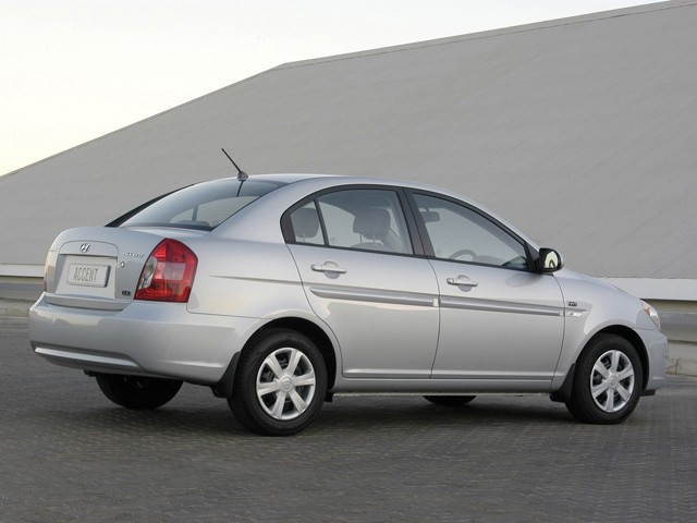 Hyundai Accent Sedan photo 7