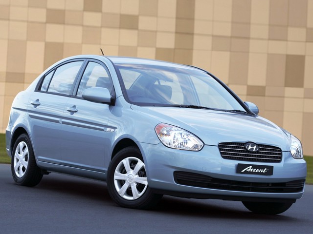 Hyundai Accent Sedan photo 19