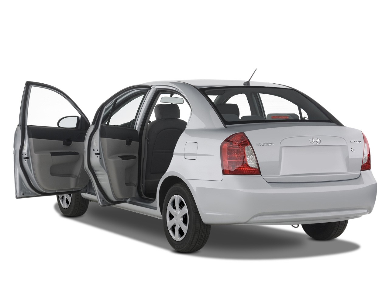 Hyundai Accent Sedan photo 22