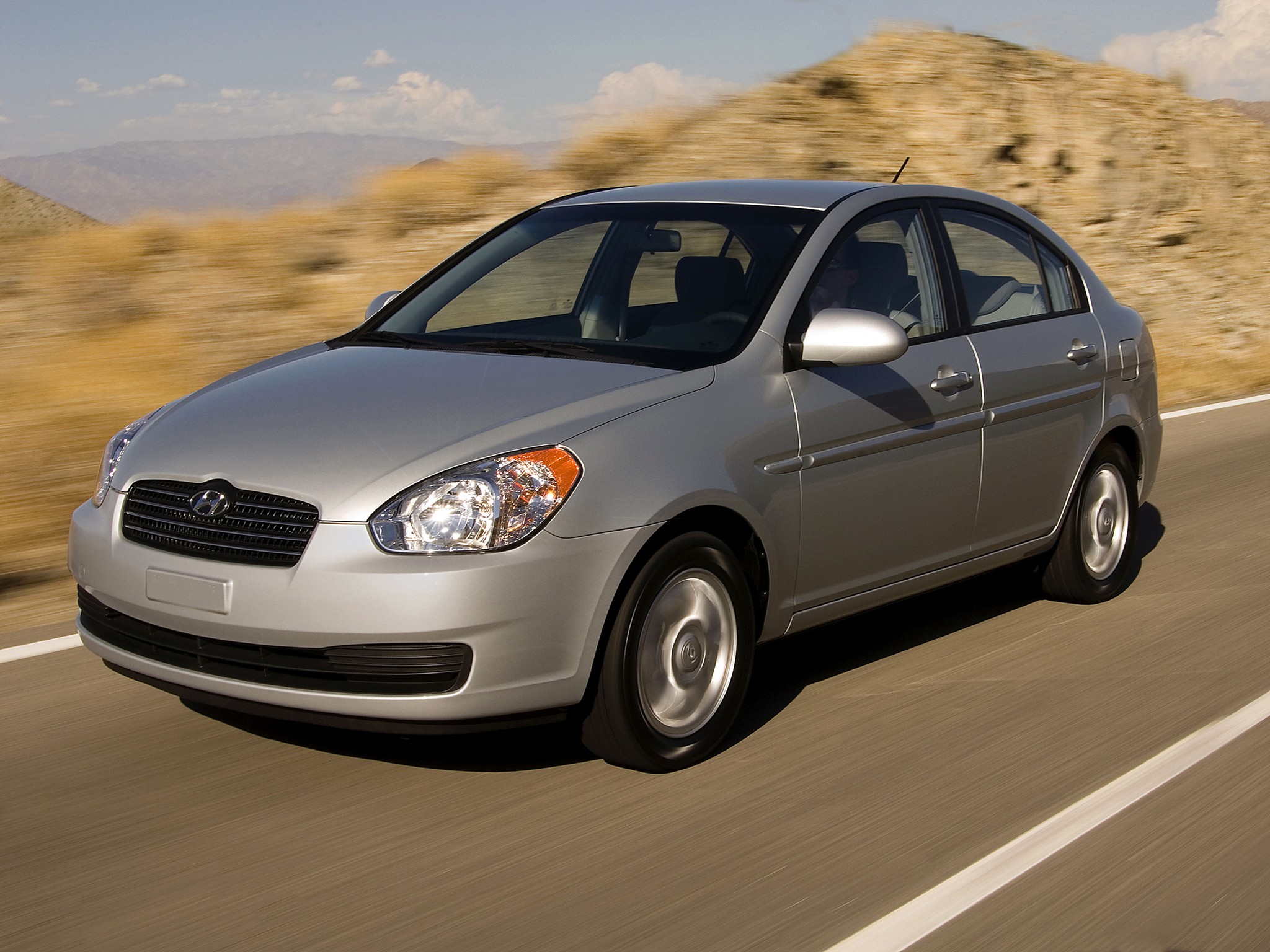 Hyundai Accent Sedan photo 29