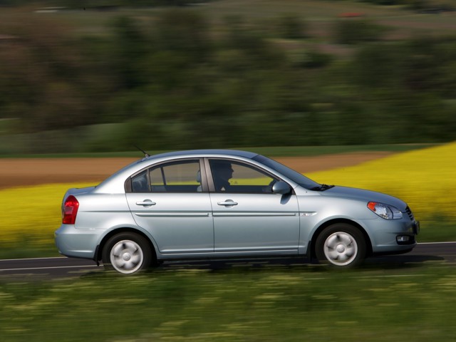 Hyundai Accent Sedan photo 34