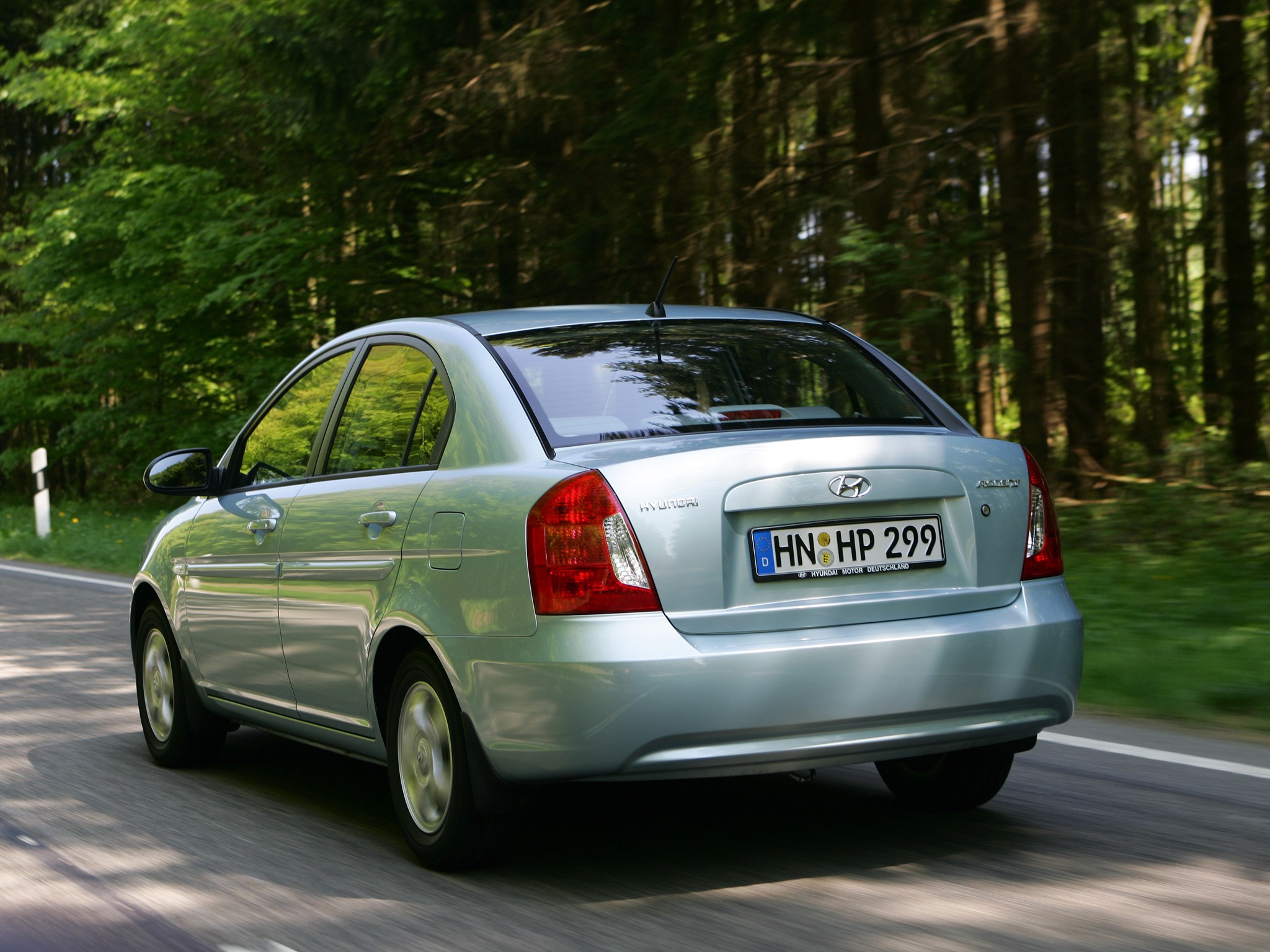 Hyundai Accent Sedan photo 35