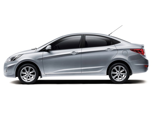 Hyundai Accent Sedan foto 26