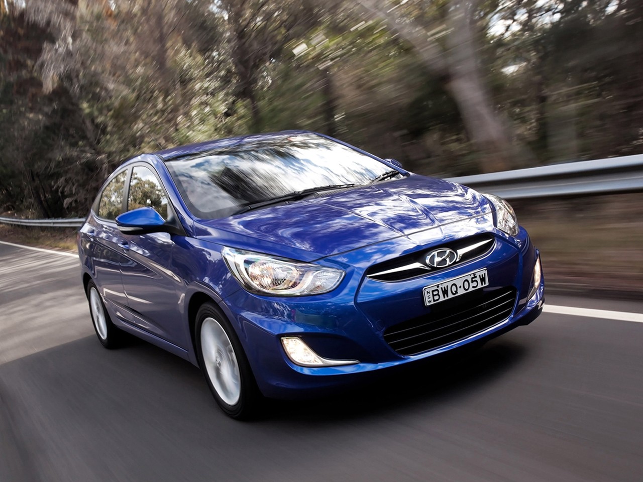 Hyundai Accent Sedan photo 35