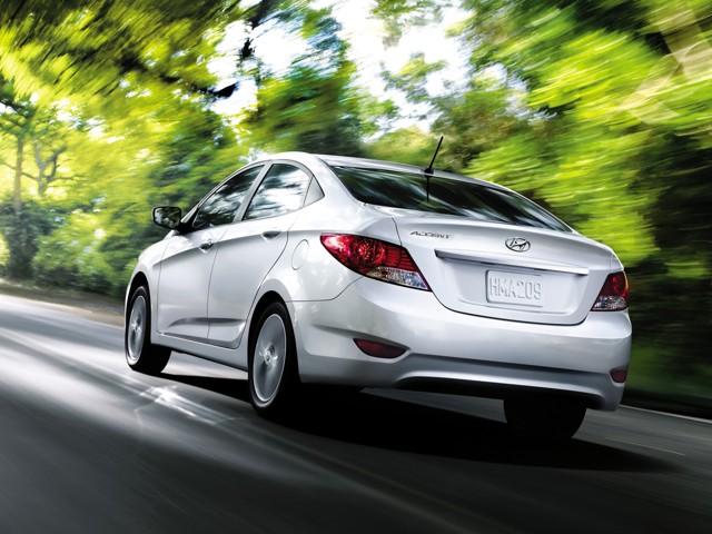 Hyundai Accent Sedan foto 42