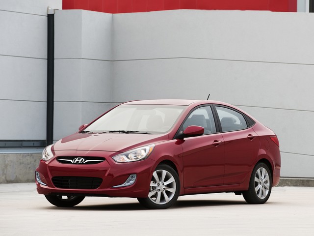 Hyundai Accent Sedan foto 45