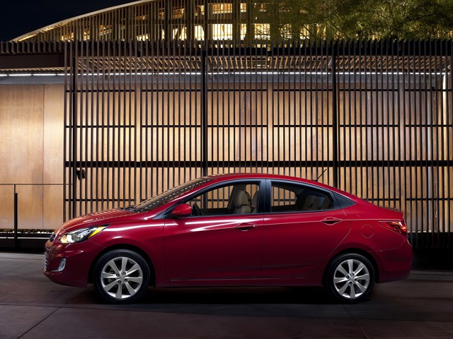 Hyundai Accent Sedan foto 48