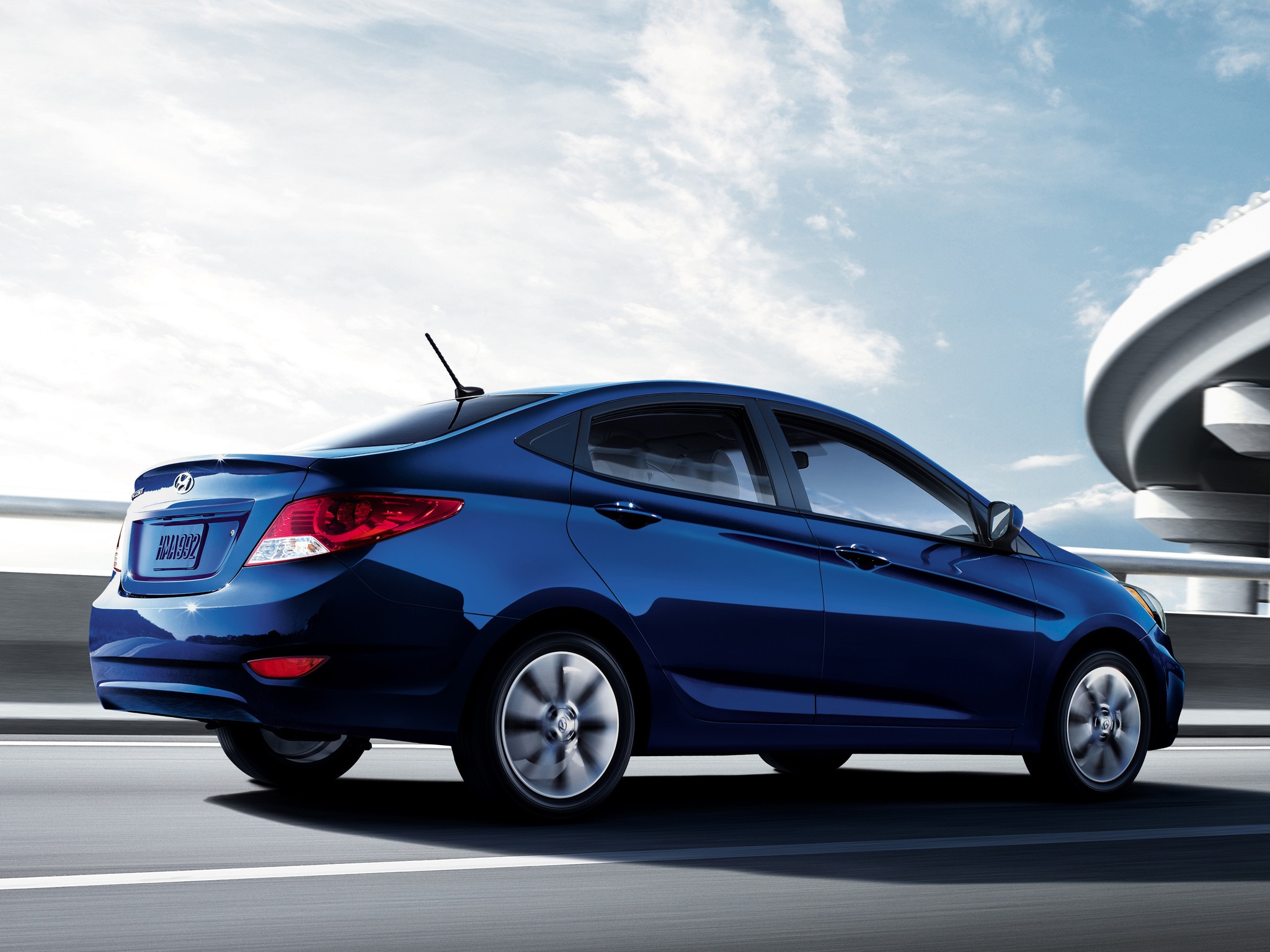 Hyundai Accent Sedan photo 55