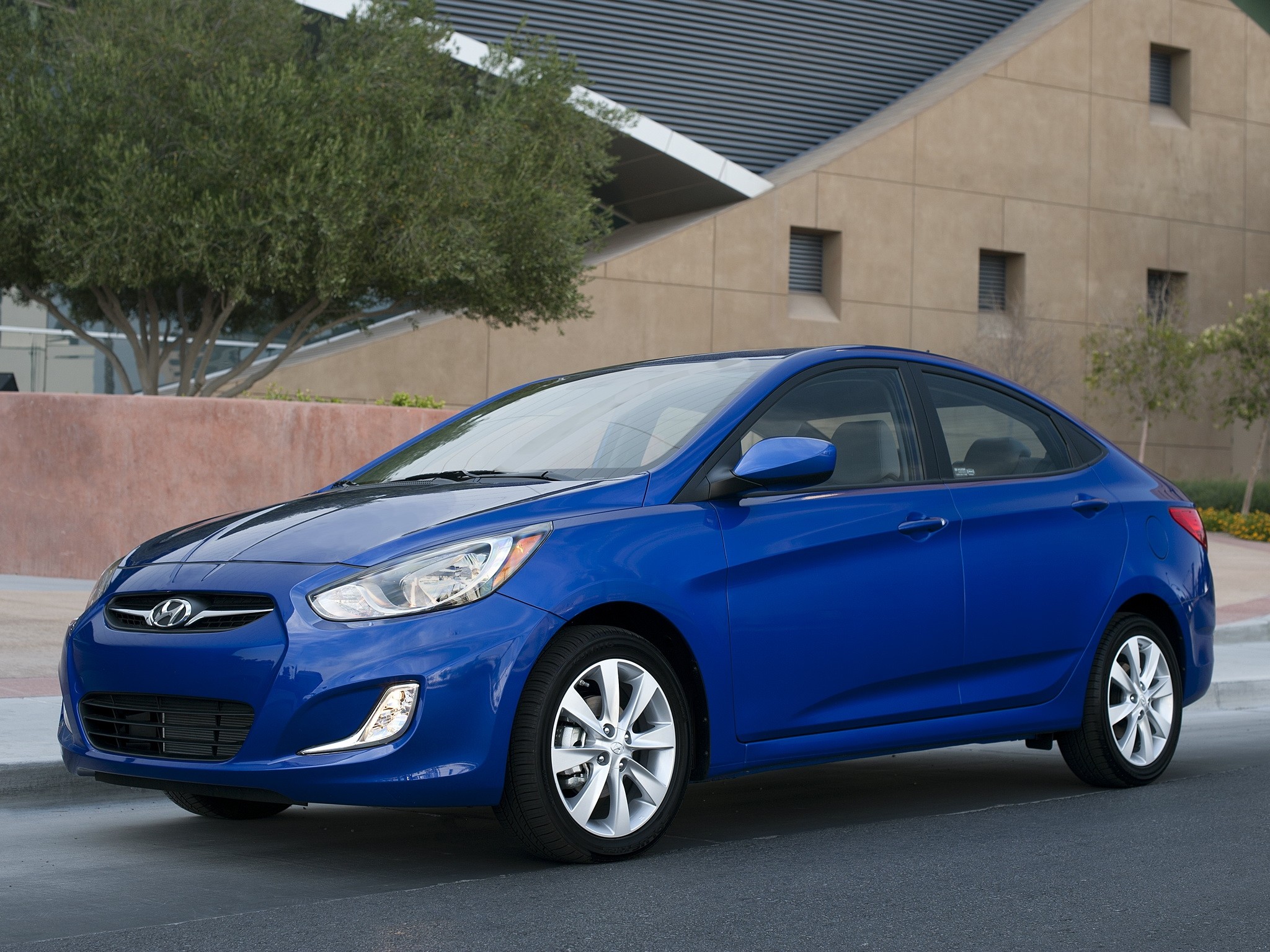 Hyundai Accent Sedan photo 57