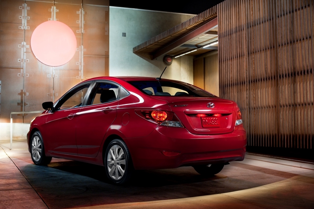 Hyundai Accent Sedan foto 1