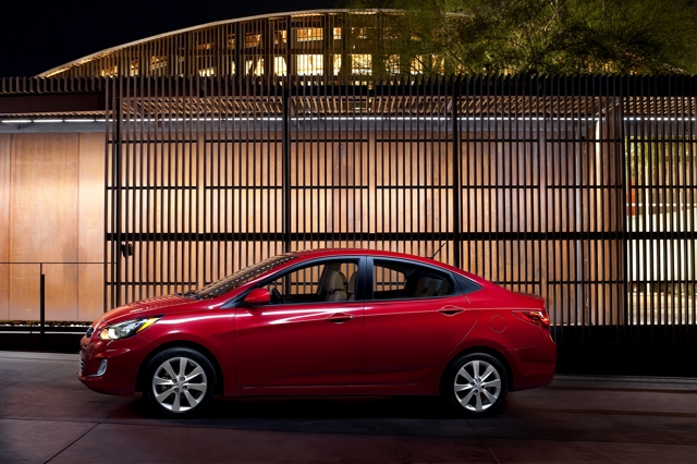 Hyundai Accent Sedan foto 3