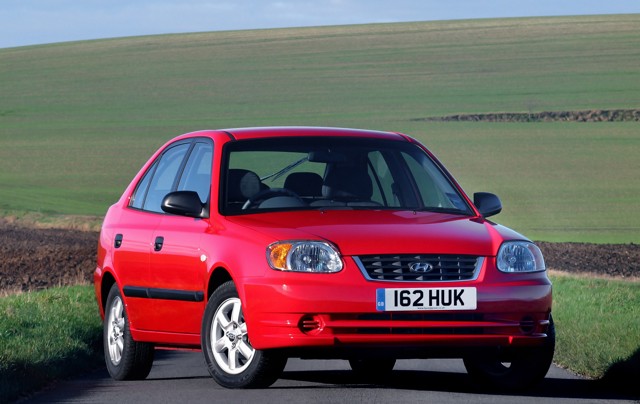 Hyundai Accent Sedan photo 13