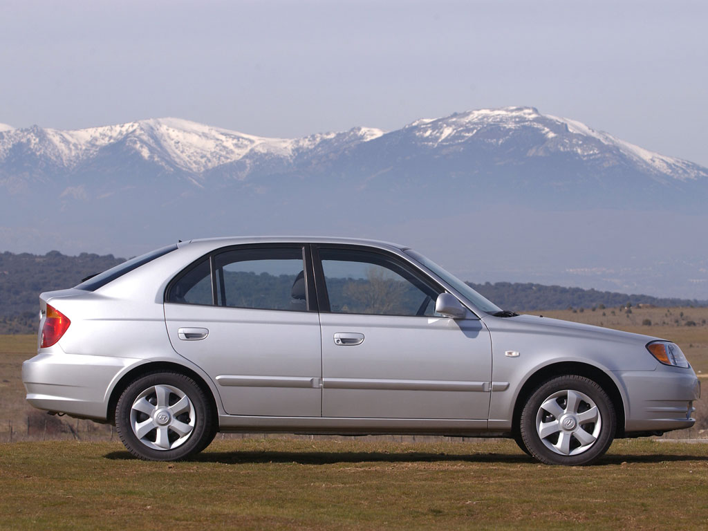 Hyundai Accent Sedan photo 17