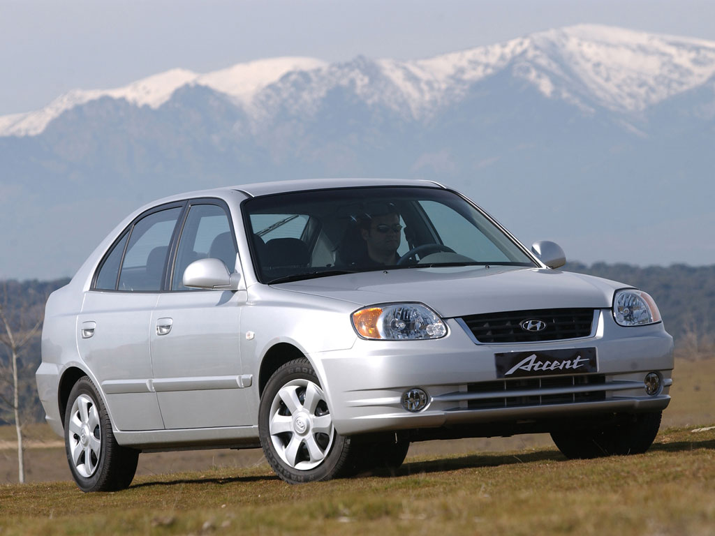 Hyundai Accent Sedan photo 23