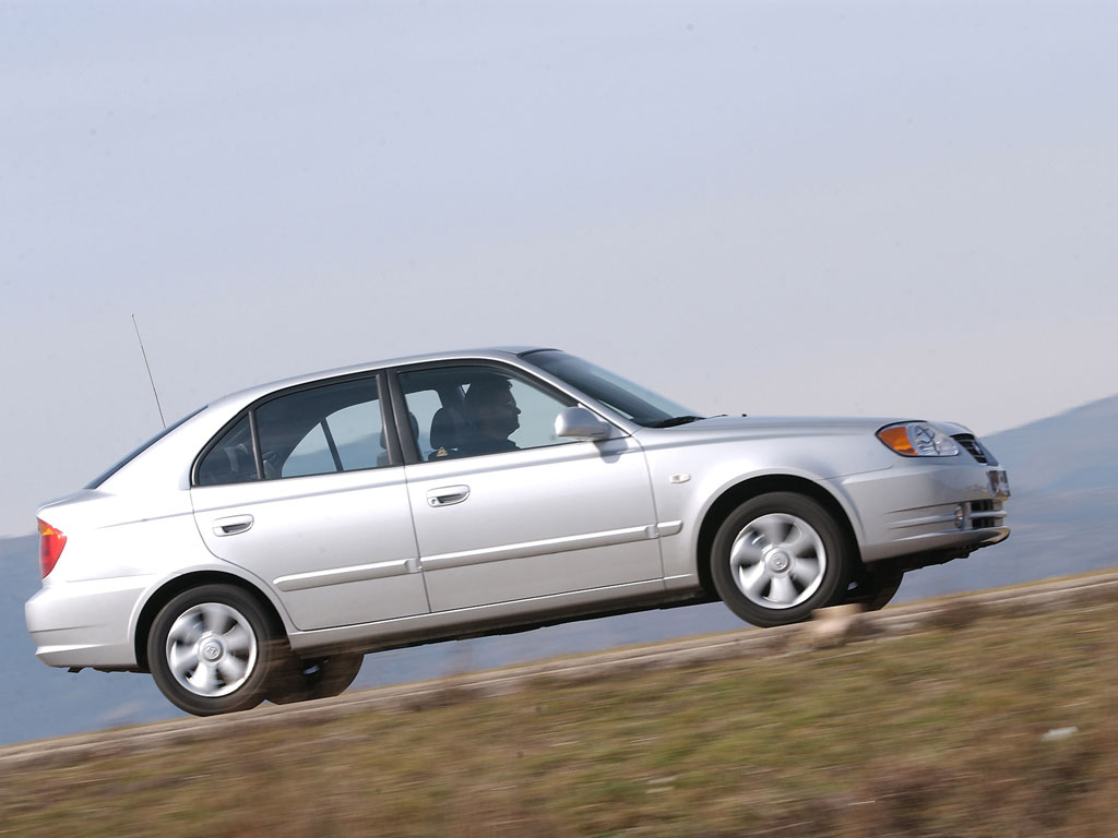 Hyundai Accent Sedan photo 27