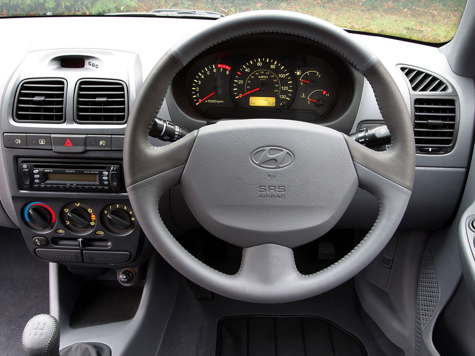 Hyundai Accent Sedan photo 33
