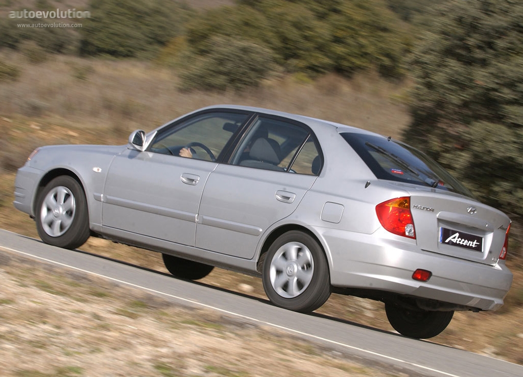 Hyundai Accent Sedan photo 2