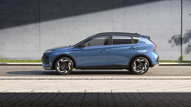 Hyundai Bayon photo 2