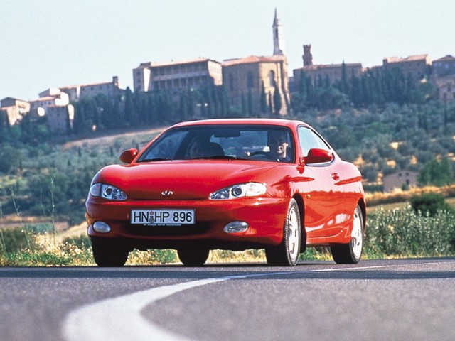 Hyundai Coupe / Tiburon photo 13