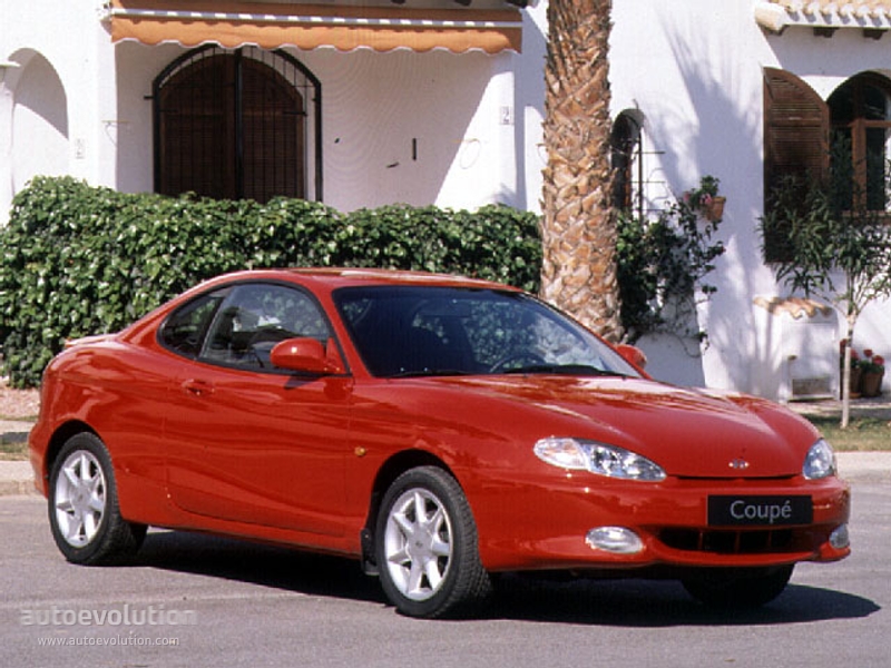 Hyundai Coupe / Tiburon photo 3