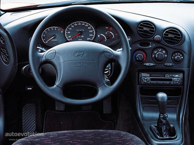 Hyundai Coupe / Tiburon photo 14