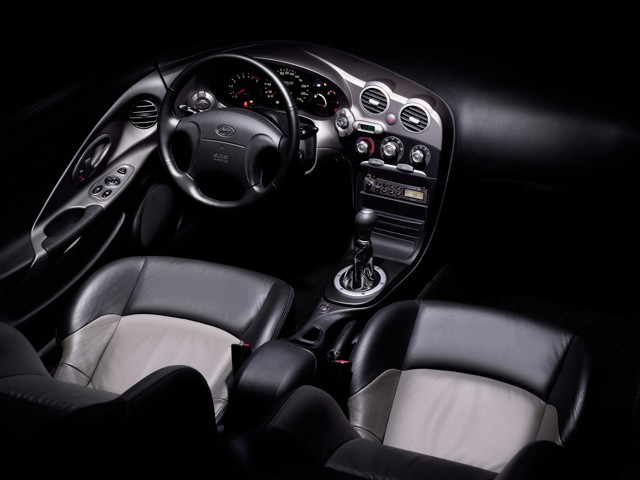 Hyundai Coupe / Tiburon photo 11