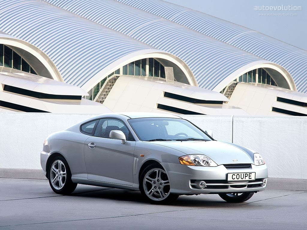 Hyundai Coupe / Tiburon photo 2