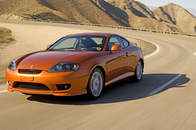 Hyundai Coupe / Tiburon photo 15