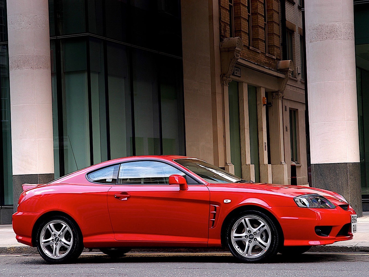 Hyundai Coupe / Tiburon photo 26