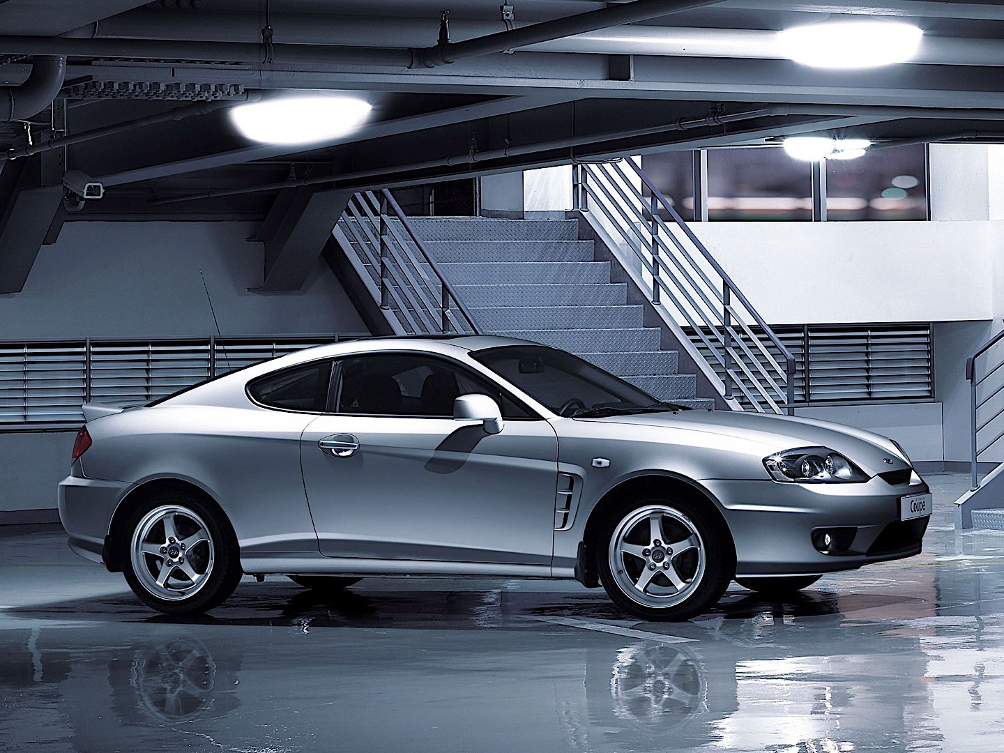 Hyundai Coupe / Tiburon photo 28