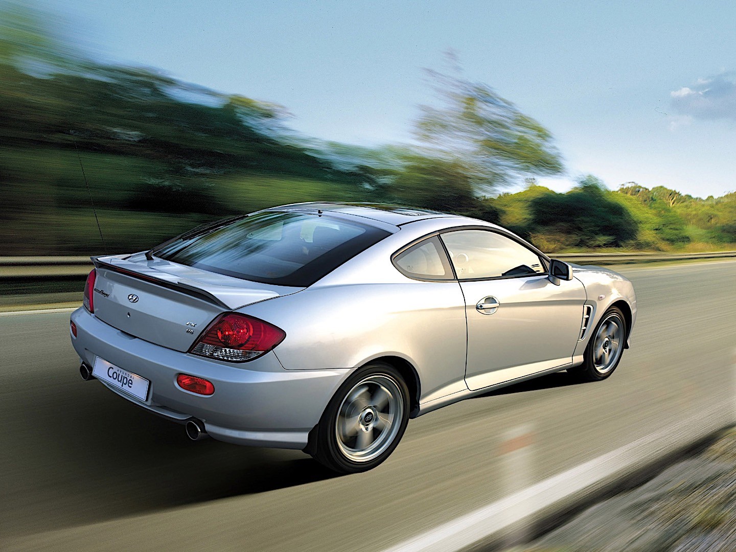 Hyundai Coupe / Tiburon photo 33