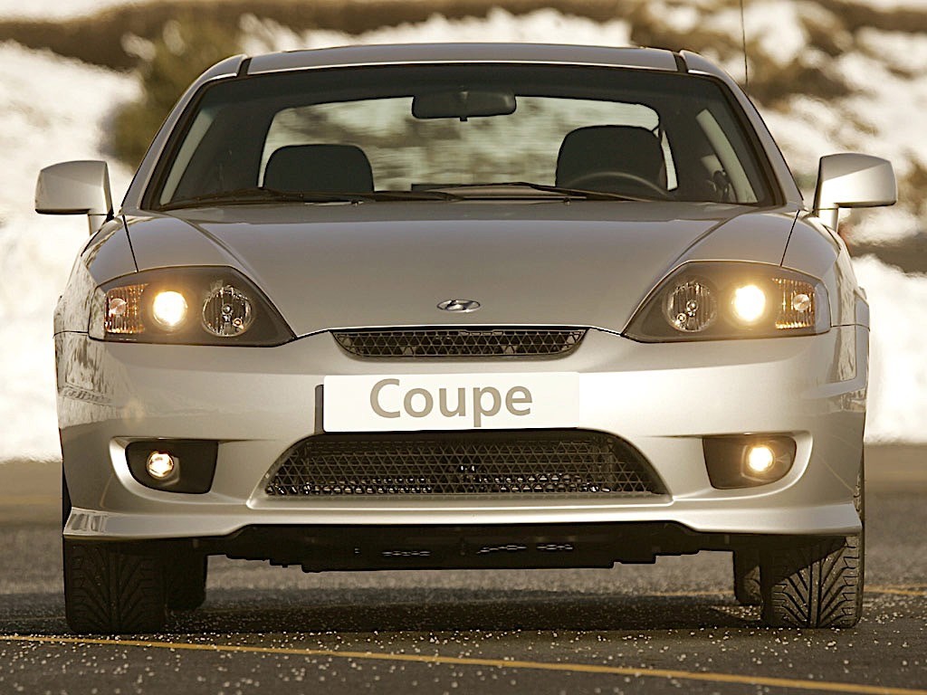 Hyundai Coupe / Tiburon photo 37