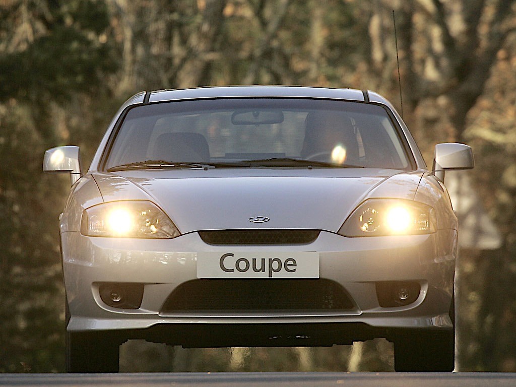 Hyundai Coupe / Tiburon photo 38