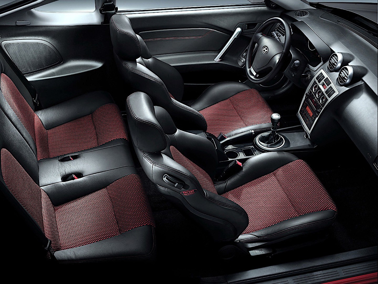 Hyundai Coupe / Tiburon photo 50